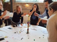 Ekipçe Araştırmak